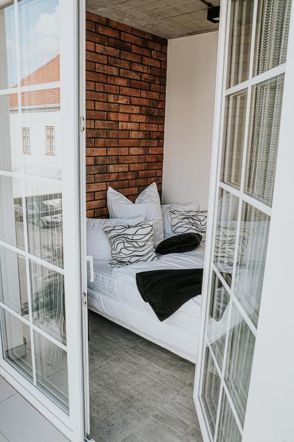 The Loft - Garncarska 1 Bed and Breakfast Piotrków Trybunalski Buitenkant foto